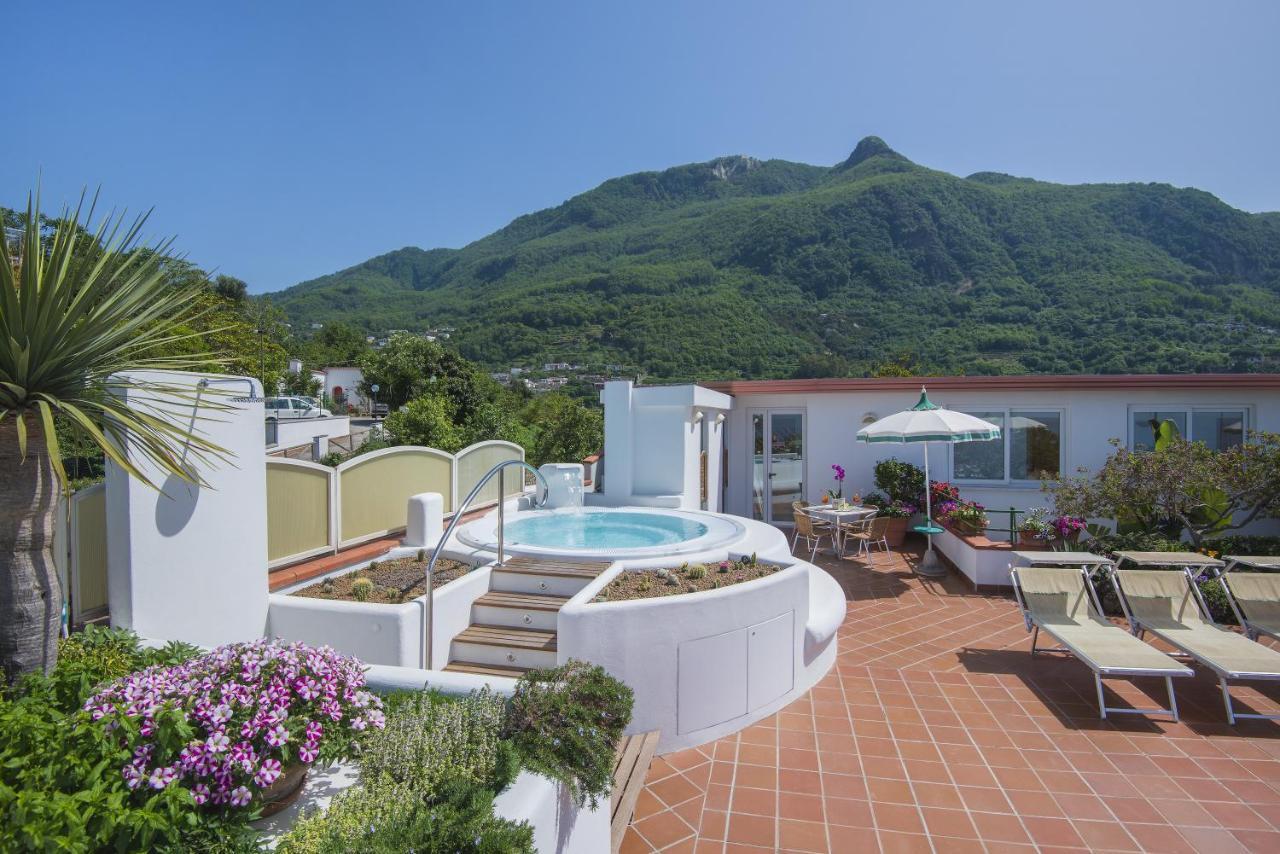 Hotel Villa Sirena - Thermae & Spa Ischia Exterior photo